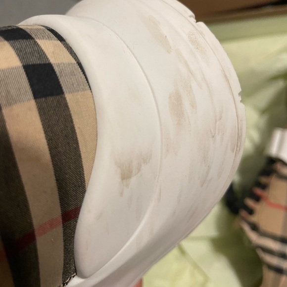 Burberry sneaker Regis size 41 (8US) - Picture 5 of 8